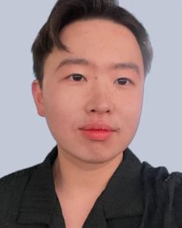 Oliver Xu, MSW Intern
